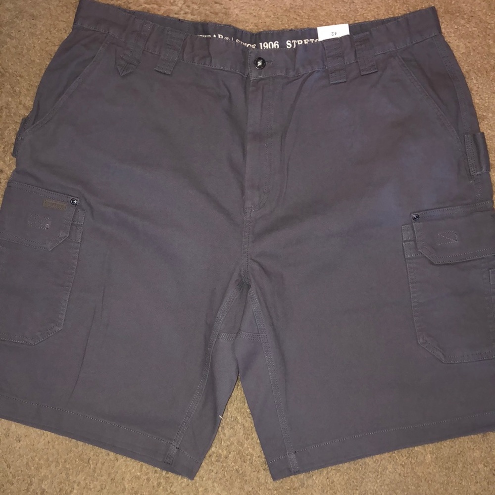 Men’s cargo shorts